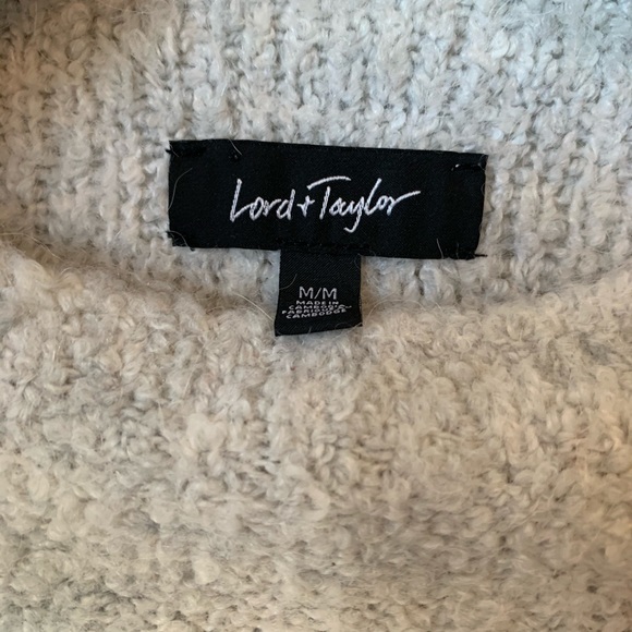 Lord & Taylor grey pullover sweater - Picture 3 of 3